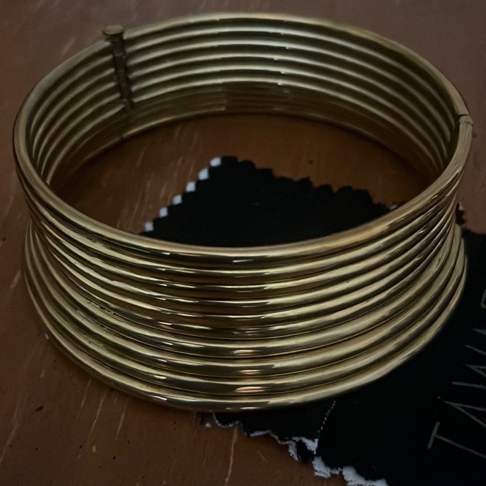 Tawapa Brass Collar